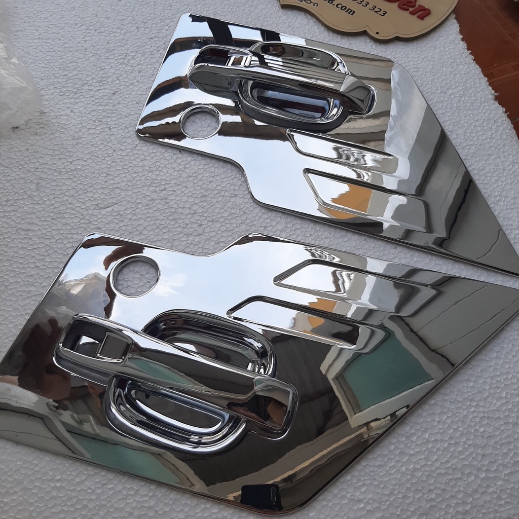 Ốp tay mở cửa hino có cánh chim