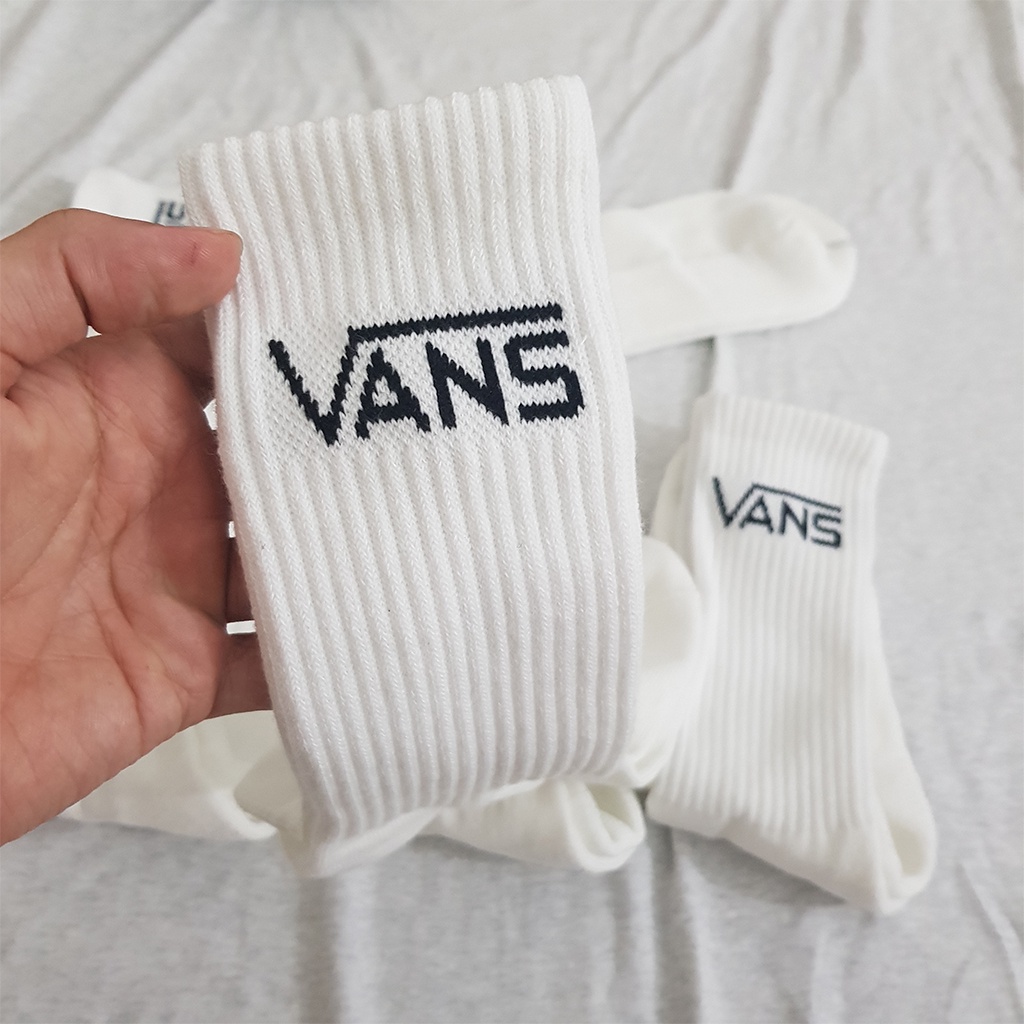 Tất thể thao Vans cao cổ White/Black/Gray K098-WY