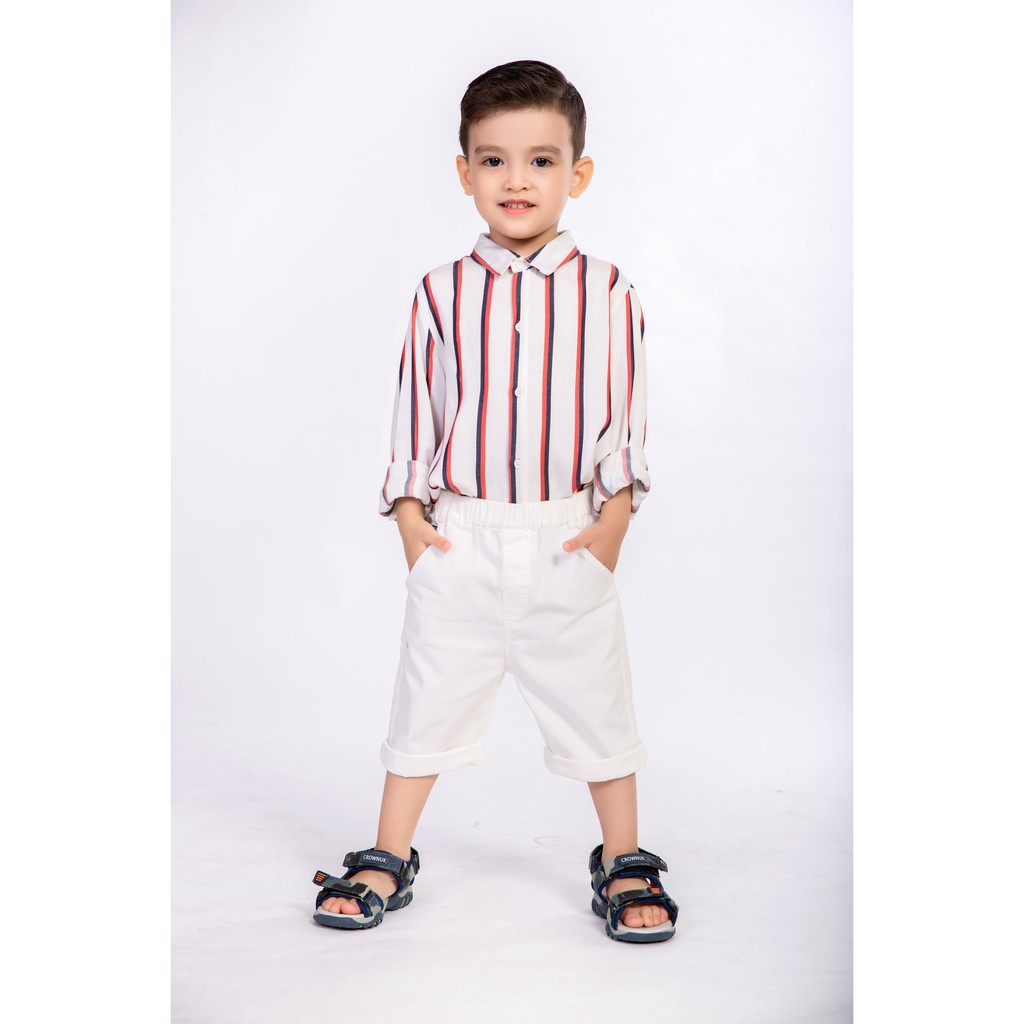 Áo sơ mi kẻ bé trai màu trắng đỏ Crown Kids Fashion T-Shirt CKBL2291334 cho bé 3-9 tuổi size 5-9