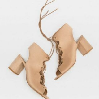 Combo giày xuất xịn Stradivarius