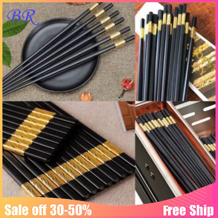Bộ 10 đôi đũa mạ vàng sang trọng.