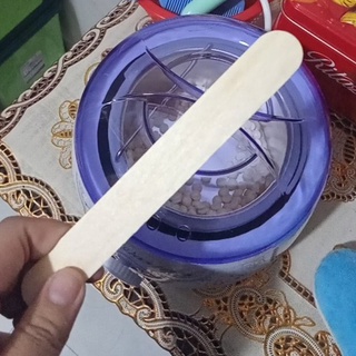 que ghỗ quét sáp wax lông, làm đẹp,loại to mịn dài 15cm rộng 2cm