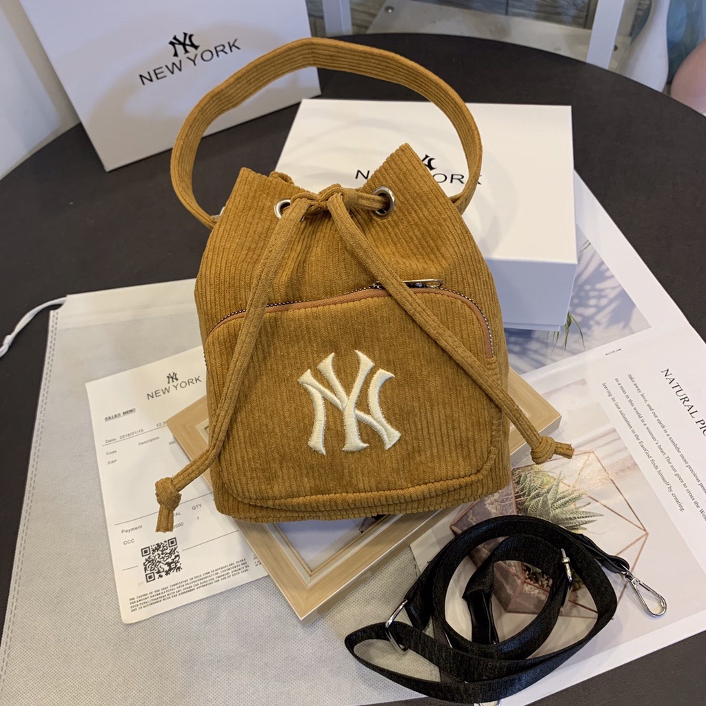 Túi xách nữ không hộp thời trang 2021 18*22*12cm