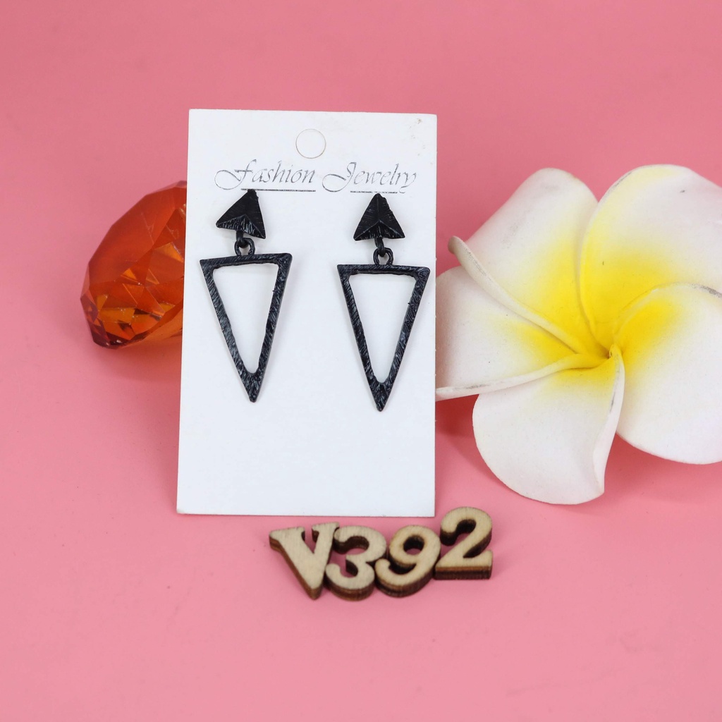 Bông tai hình học nhiều kiểu xinh xắn - B181 + B750