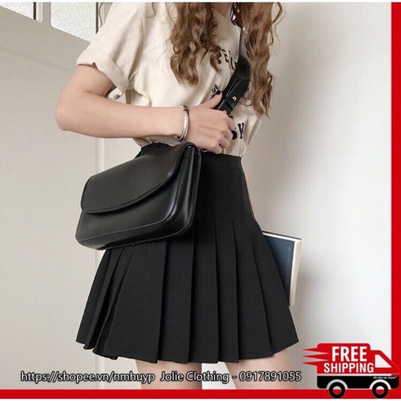 Chân váy xếp ly, váy xoè có quần trong chống lộ