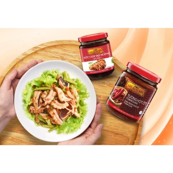 Tương Hột Ớt LeeKumKee 260gr