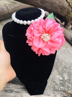 Cài áo hoa hồng