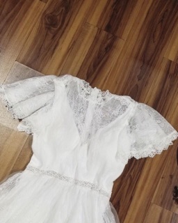 Đầm ren cánh tiên