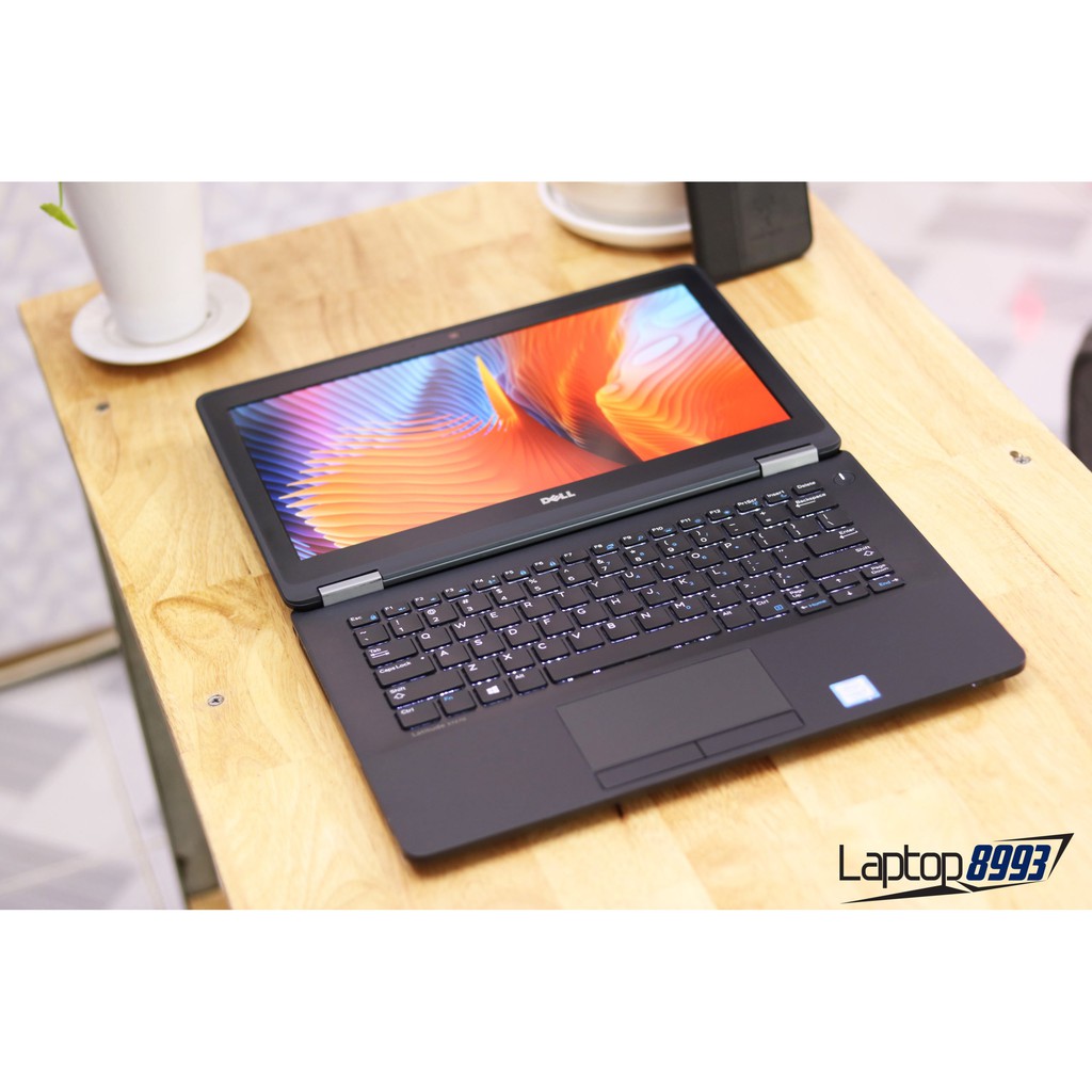 Laptop Dell Latitude E7270 ram 8g, ssd256,pin trên 8h, tặng cặp, chuột, tai nghe Bluetooth