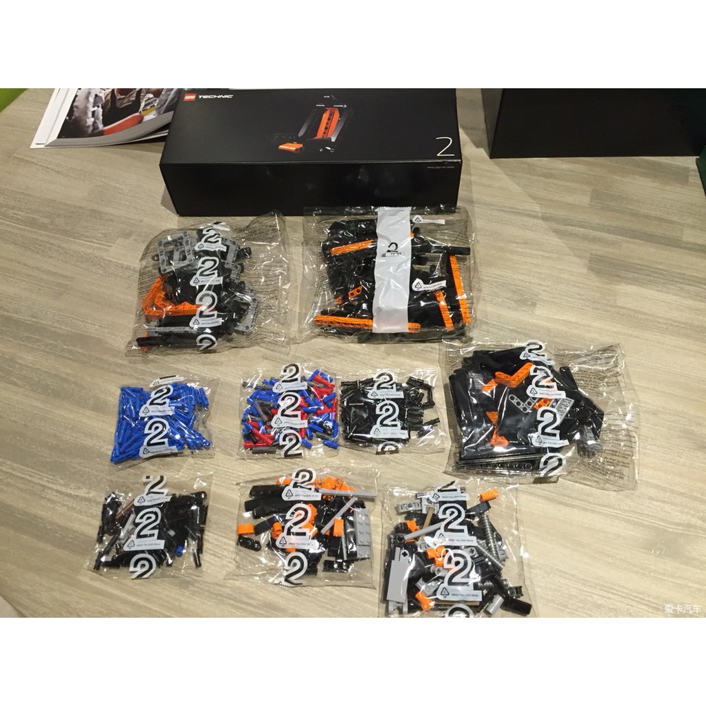 LEGO TECHINC 42056- SIÊU XE PORSCHE 911 GT3 RS