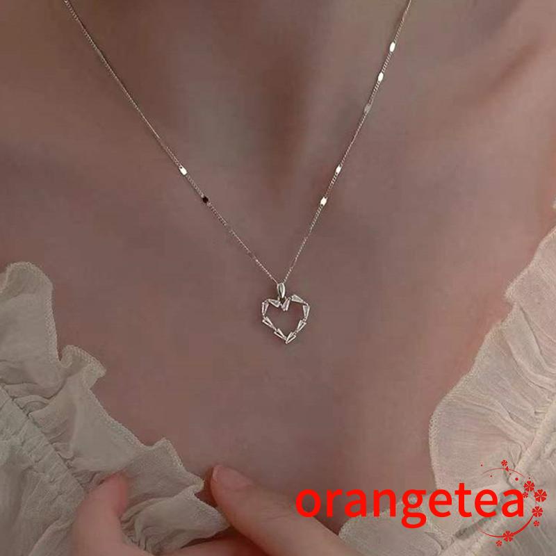 ORT-Women Simple Style Necklace with Hollow Out Heart-shaped Pendant, Silver Neck Chain, Gifts for Wife/ Girlfriend