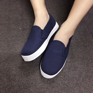 Giày slip on xanh đen trơn