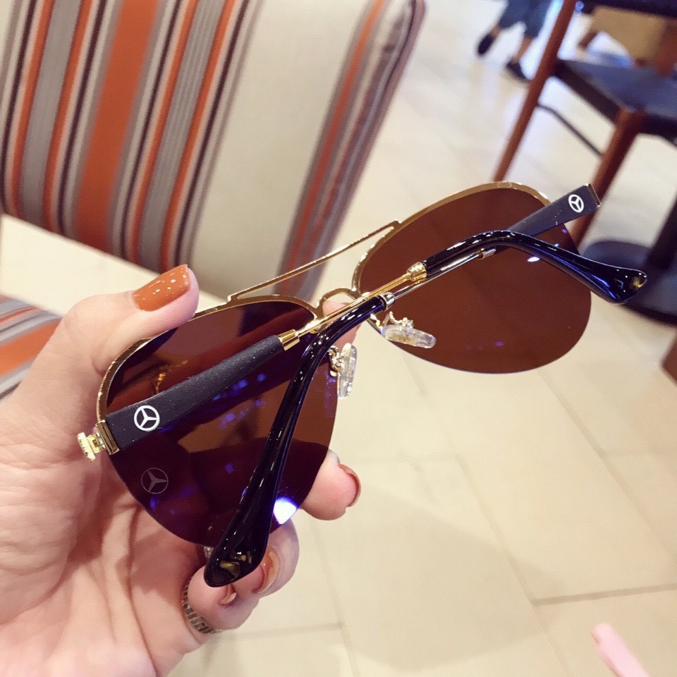 Kính mát thời trang nam A216 phân cực chống chói chối tia UV chống bụi hiệu quả phù hợp mang đi làm đi du lịch | BigBuy360 - bigbuy360.vn