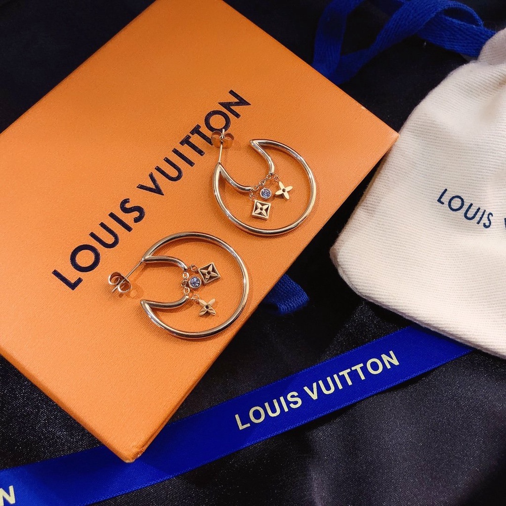 LOUIS VUITTON Khuyên Tai Tròn Bằng Thép Titan In Logo LV Thời Trang