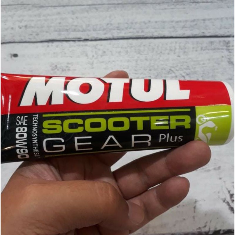 Nhớt hộp số , láp tay ga cao cấp Motul 80w90 120ml