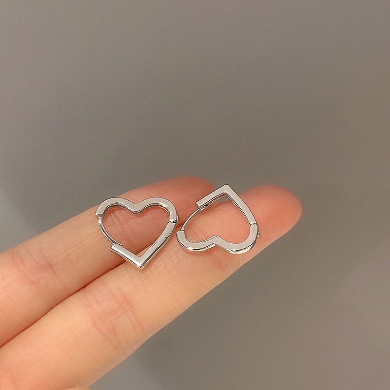Bộ 2 Bông Tai Mạ Bạc 925 Hình Trái Tim Thiết Kế Tối Giản Cho Nữ