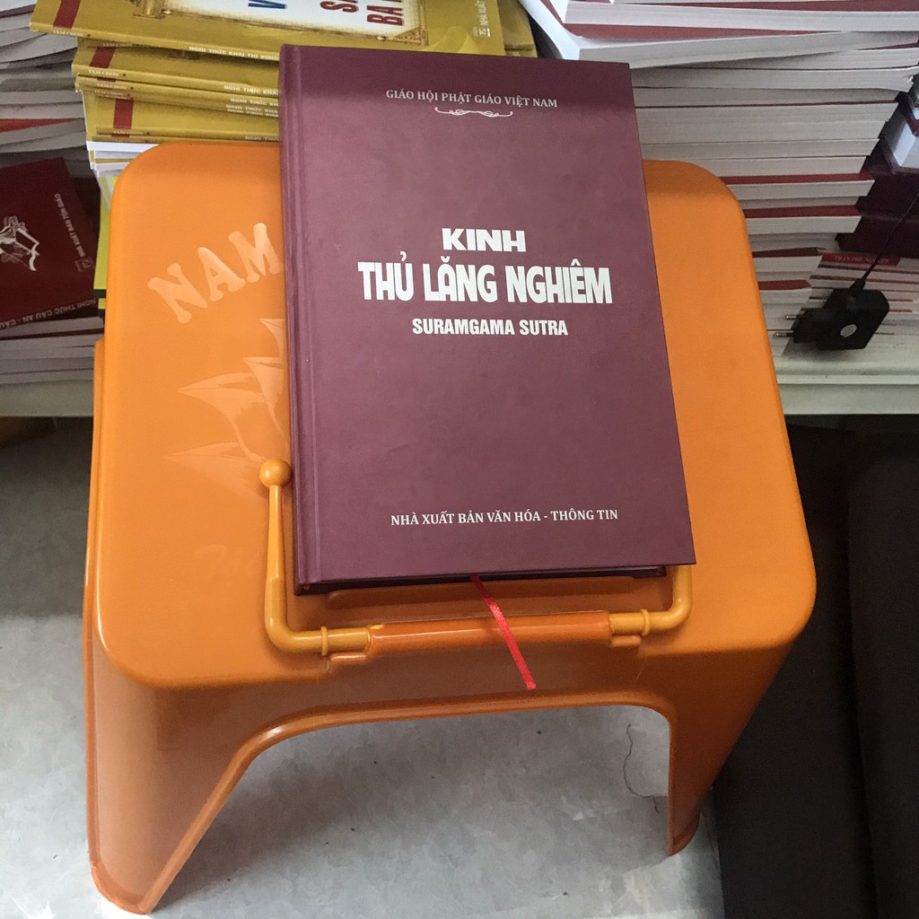 [Mã SMI23 giảm 8% đơn 300K] Kệ kinh lăng nghiêm