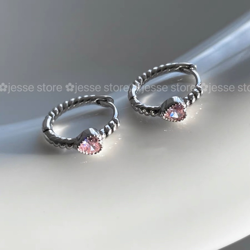 1 cái  khuyên tim màu đá pink T11 jesse store