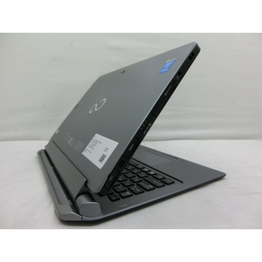 Laptop 2 trong 1 FUJITSU Q665 màn hình cảm ứng 4GB RAM 128GB SSD Intel Core M series mạnh mẽ - Likenew 98%