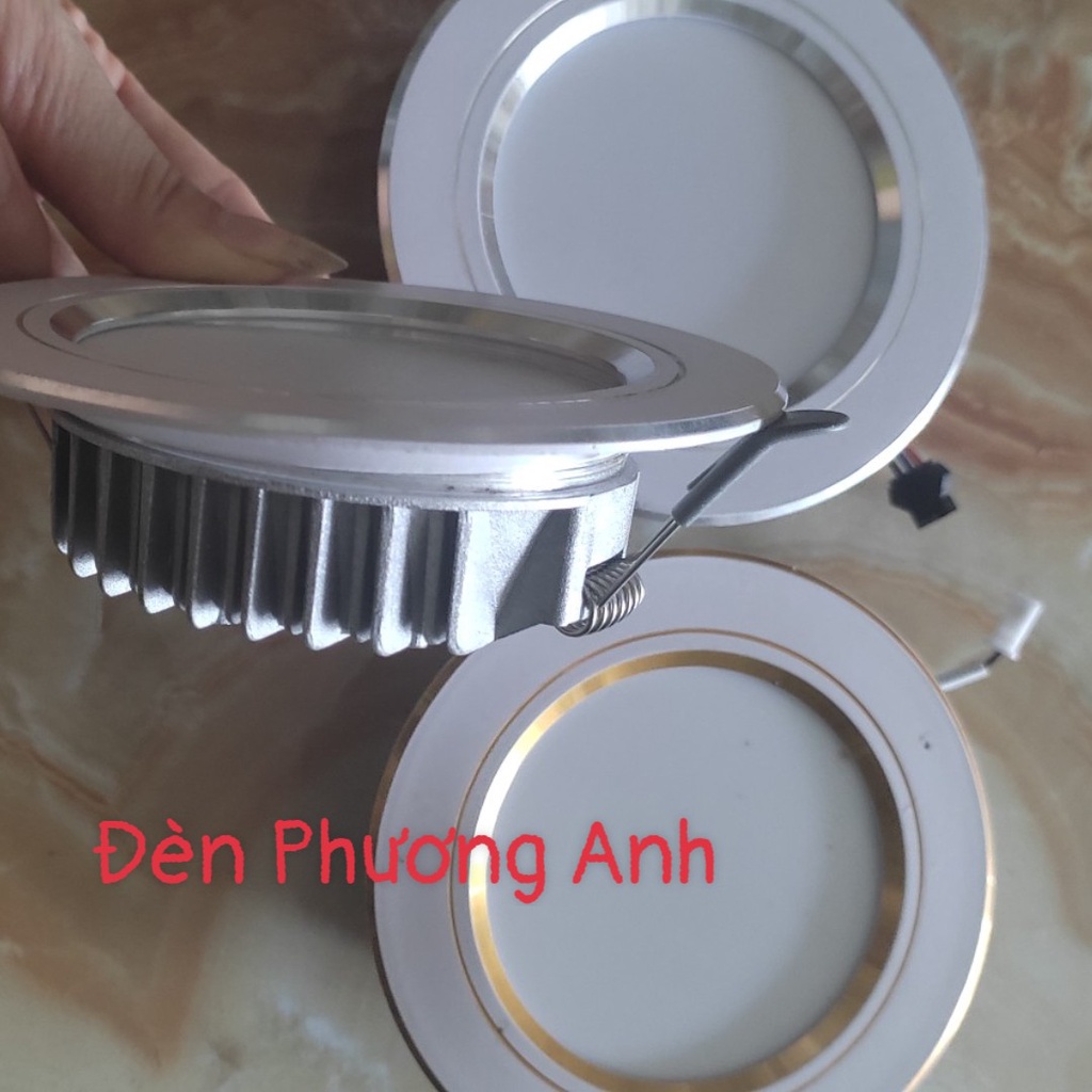 Đèn âm trần  7w và-9w phi 90 có 3 chế độ ánh sáng đổi màu trắng-vàng- trung tính