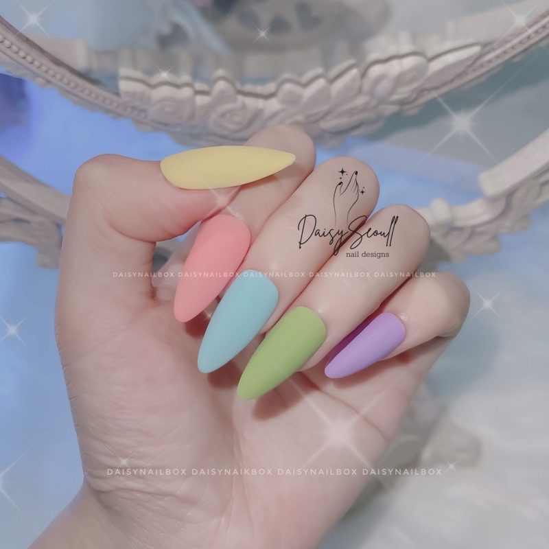 Nailbox màu pastel sơn lì