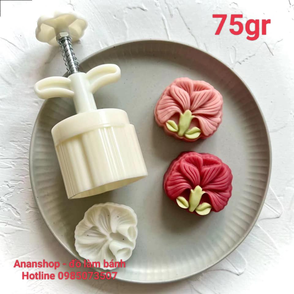 Khuôn trung thu lò xo 75gr 3D hoa cẩm chướng