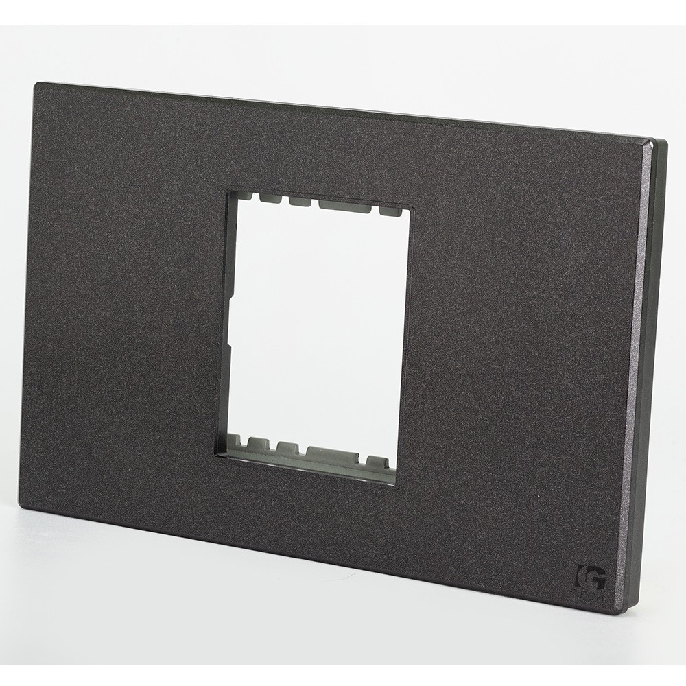 Mặt công tắc ổ cắm LG tech LG-LY-KQ, chất liệu nhựa, màu đen nhám, chuẩn Việt Nam