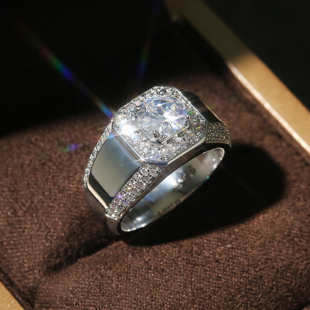 Nhẫn đính đá Sapphire trắng tự nhiên sang trọng cho nam