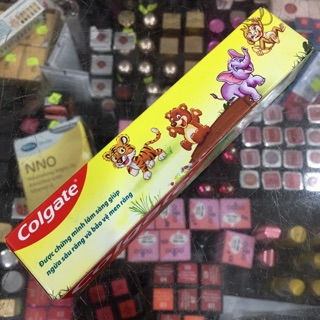 Kem Đánh Răng Colgate Trẻ Em Hương Dâu 40g