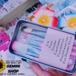 BỘ CỌ HELLO KITTY 7 CÂY