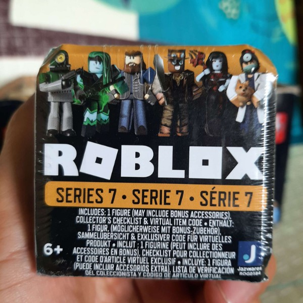Roblox Toy Box Series 7  Hộp ngẫu nhiên