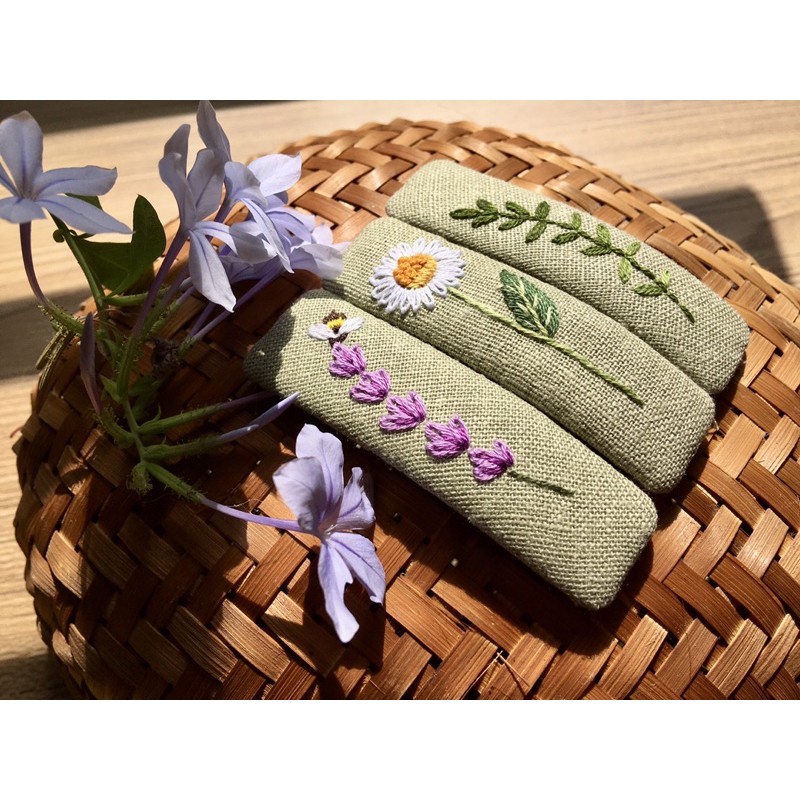 Kẹp tóc chữ nhật size 7cm tone xanh nhạt