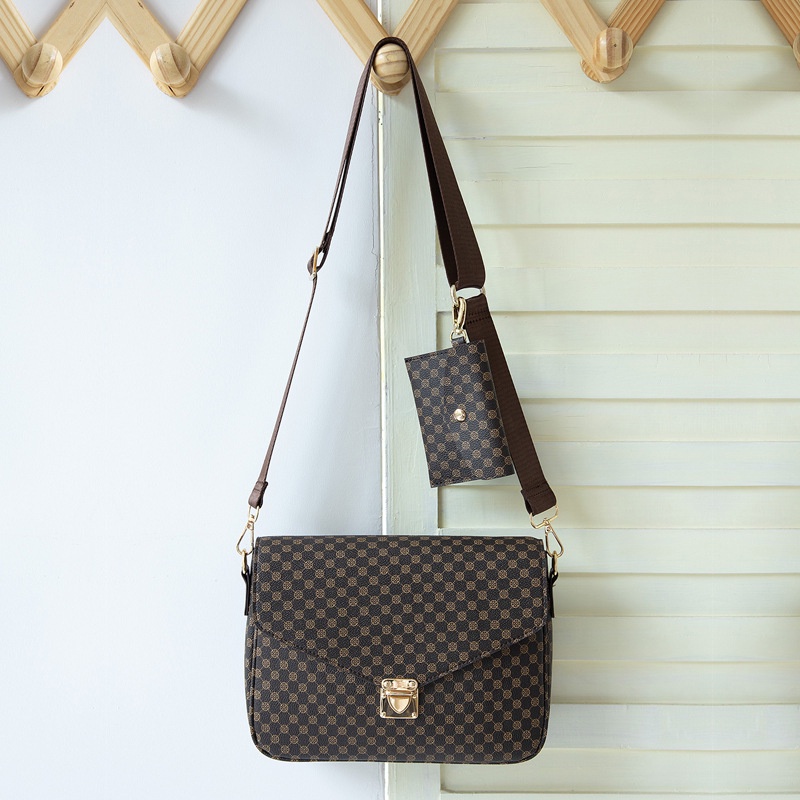 Túi đeo vai in họa tiết cổ điển thời trang cho nữ