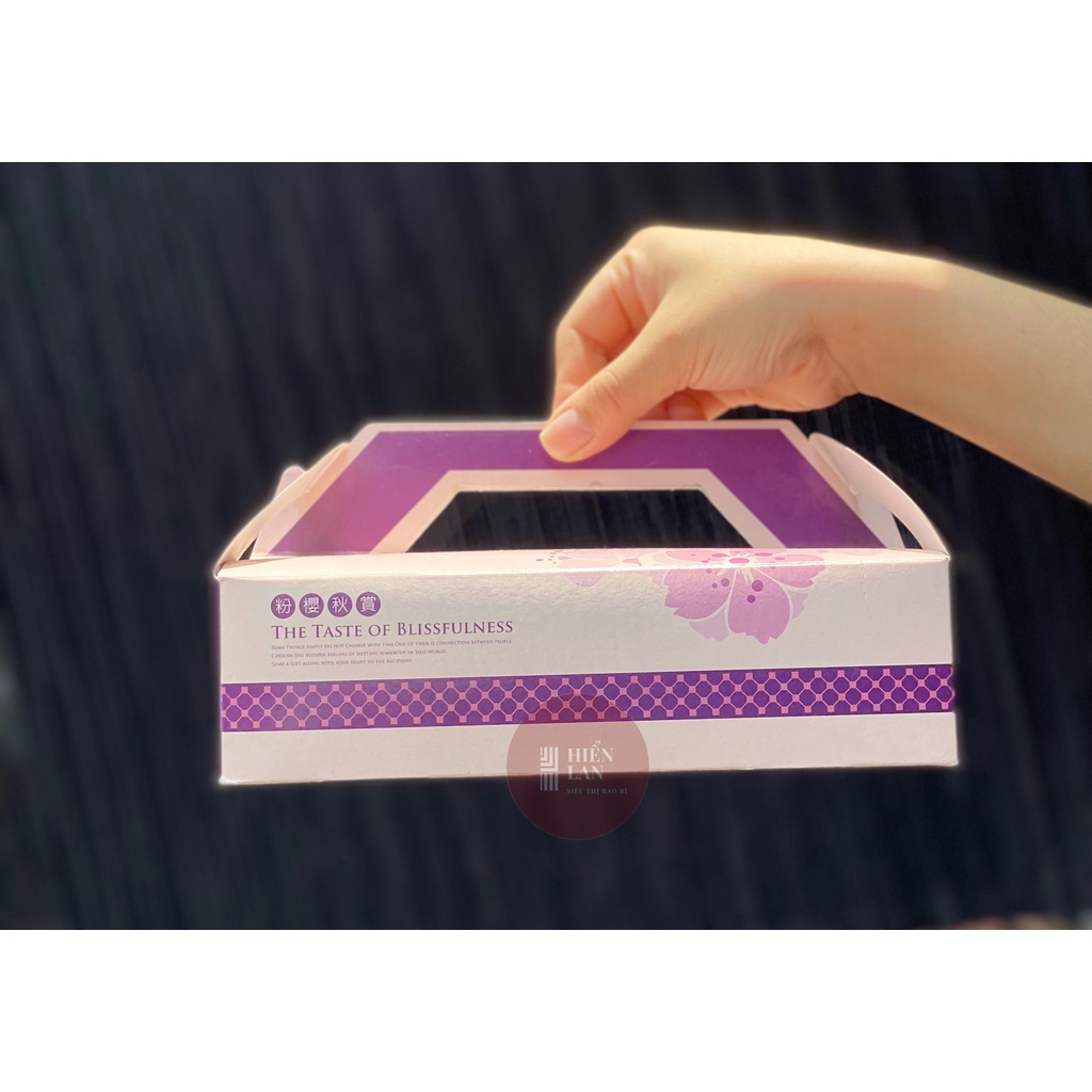 (Sale Off Hàng Lỗi )1 Cái Hộp Đựng 6 Bánh Trung Thu Cỡ 50 - 75Gram Có Quai Xách Màu Tím