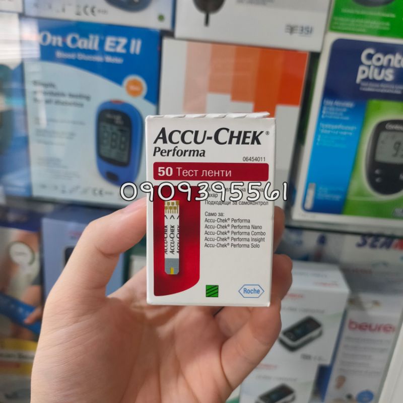 Que thử đường huyết Accu-chek Performa ( Hộp 50 que )