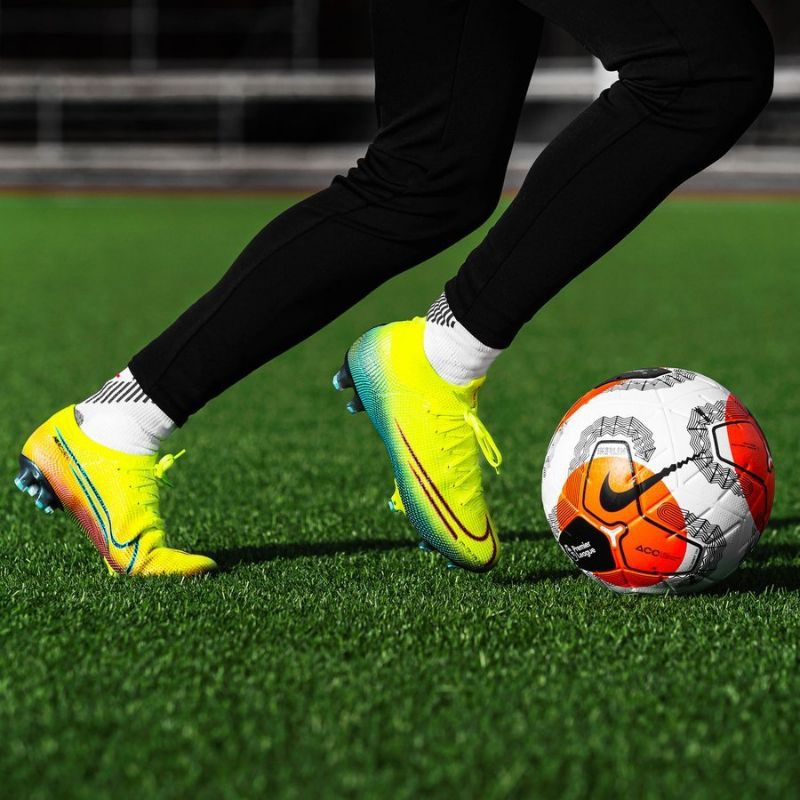 Giày đá bóng Vapor 13 XIII Cr7 TF