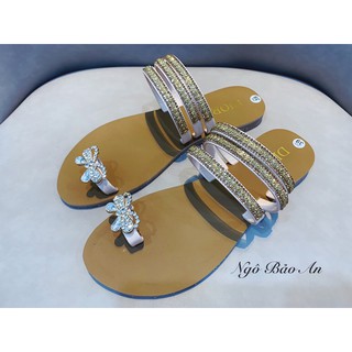 Dép xỏ ngón đính đá siêu xinh