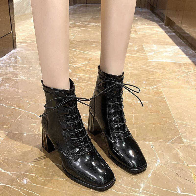 Giày Boot cổ cao da bóng đan dây phong cách Hàn quôc cực xinh