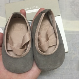 Giày mini baby zara