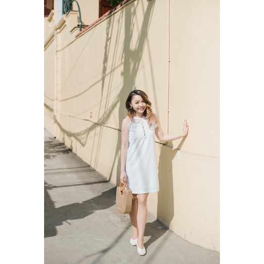 Pass váy Dottie size S cúc dọc cổ