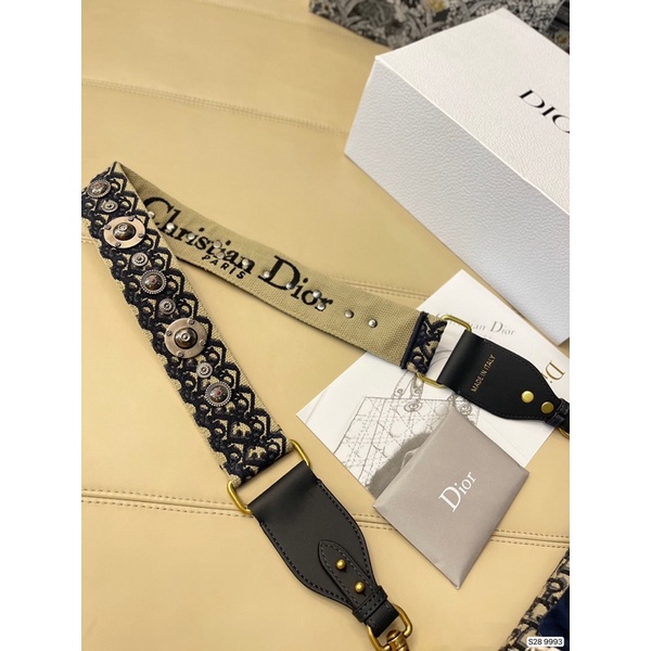 TÚI DIOR SADLE YÊN NGỰA SIZE 25CM THỔ CẨM THÊU