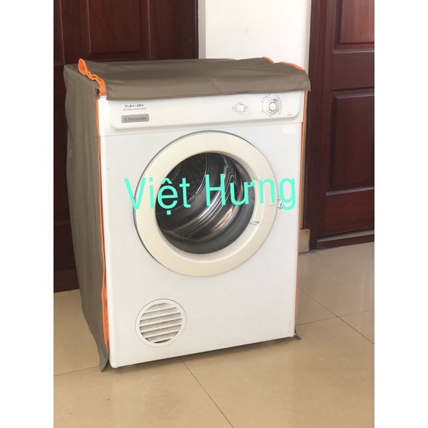 Bọc máy giặt cửa ngang, cửa dưới, cửa trước chống thấm bảo vệ máy giặt luôn mới tránh mưa nắng bụi bẩn của môi trường.