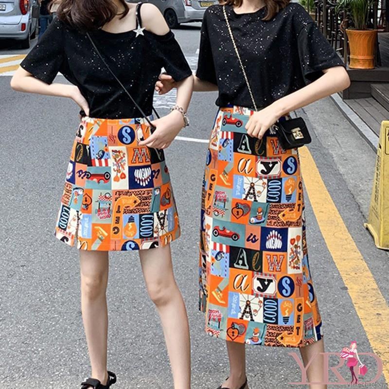 Chân váy ngắn hoạ tiết in phong cách Hàn Quốc | BigBuy360 - bigbuy360.vn