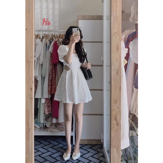 Váy xốp cổ ren khoét eo HS6