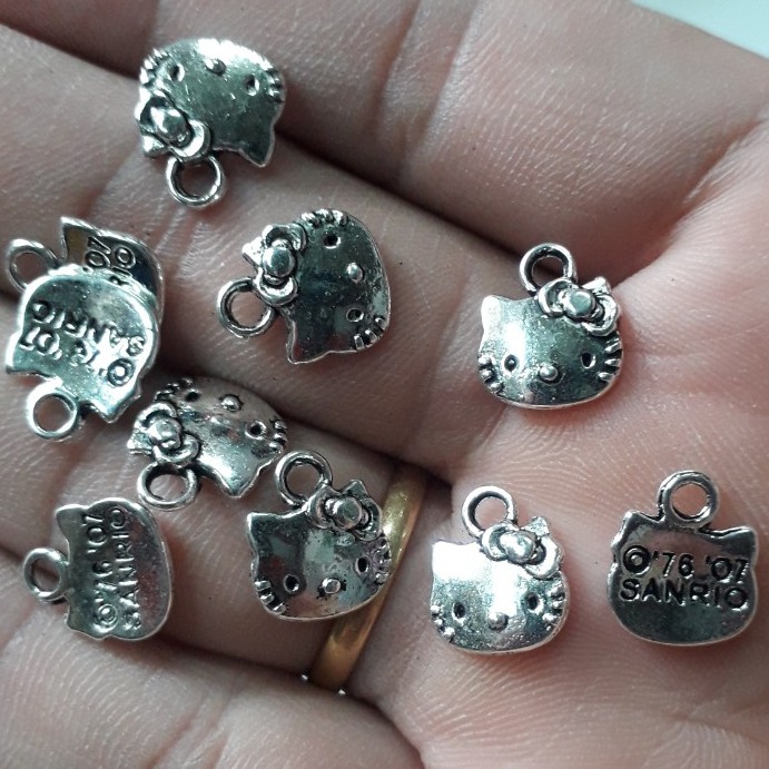charm lùa xỏ chấm bi : 50 gram 1 gói giá 25k [ chuyên sỉ charm giá rẻ ]