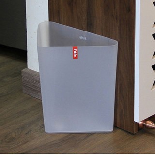 THÙNG RÁC FITIS MONO TAM GIÁC 10 Lít