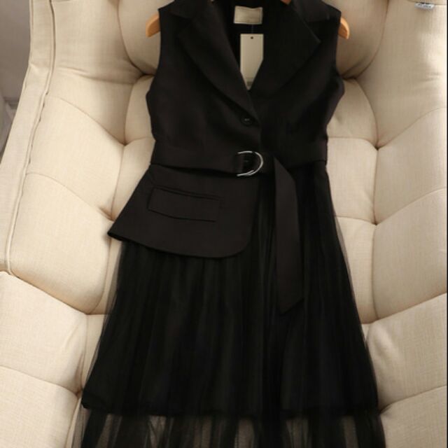 Váy Vest kèm ren xinh đẹp