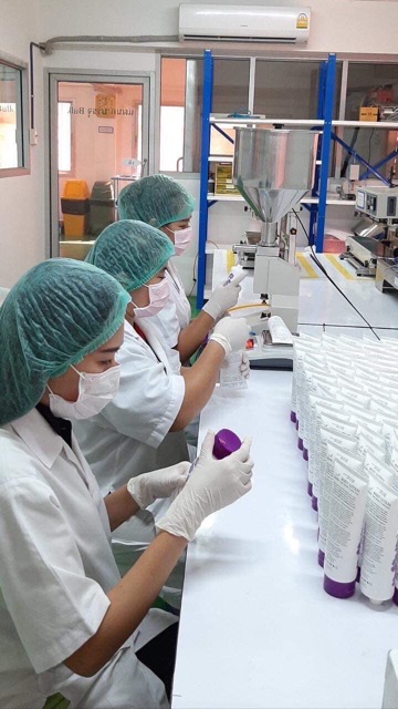 Sữa dưỡng thể trắng da hương nước hoa lotion trắng da the dionne Thái Lan 200ml | BigBuy360 - bigbuy360.vn