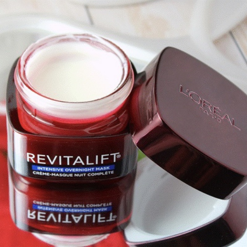 Kem dưỡng ẩm chống lão hóa ban đêm Loreal Revitalift Triple Power Anti Aging Overnight Mask 48g