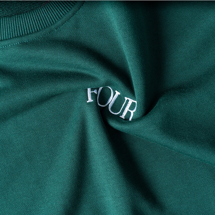 Áo Sweater JOG04 - chất liệu nỉ chân cua 100% cotton , định lượng 380gsm ( hình thêu FOUR )